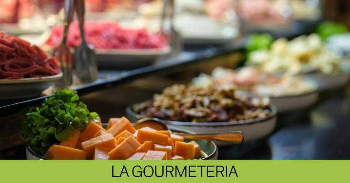 El error que todos cometemos en los buffets de los restaurantes: "Eso no se hace"