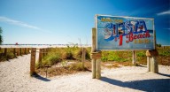 Siesta Beach, en Sarasota, se consolida como un destino turístico para todas las edades
