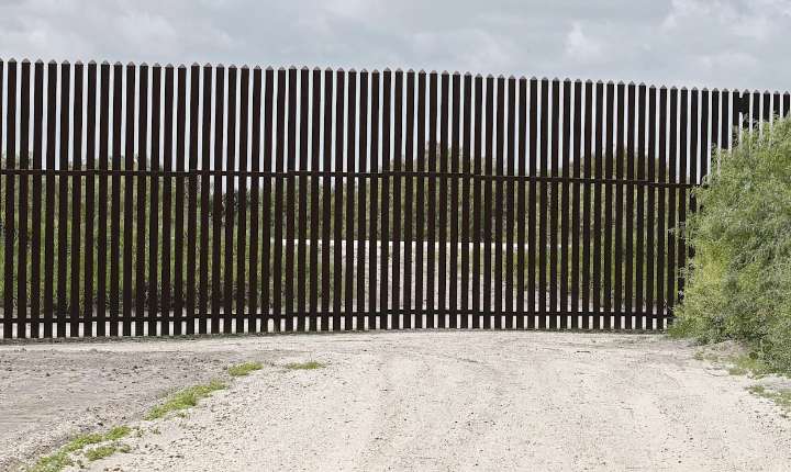 Al menos tres migrantes murieron al tratar de cruzar la frontera hacia EEUU