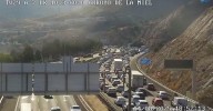 Retenciones kilométricas en varios puntos de Málaga en el inicio del puente