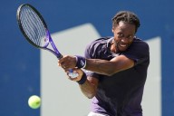 Tennis-Evergreen Monfils to defend Auckland title in 2026