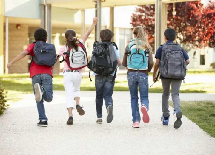 Consejos de seguridad para las fotos en redes del regreso a clases