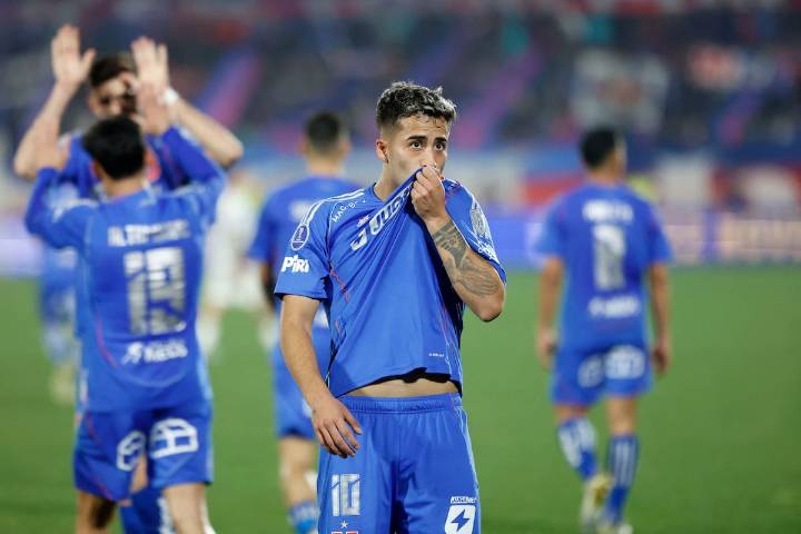 VIDEOS. La U tiene derecho a soñar: los azules dan el primer golpe en la llave ante Independiente por Copa Sudamericana