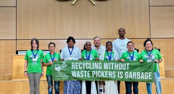El rol de los recicladores, clave para un tratado global contra la polución por plásticos