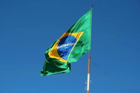 Brasil autoriza consultas para responder a aranceles de Trump; analizará aplicar la Ley de Reciprocidad