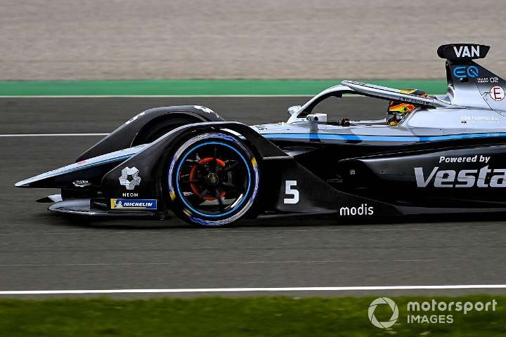 Vandoorne loses Valencia FE pole for tyre rules infringement