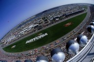 NASCAR Weather Update Daytona: Will the Race Be Rained Out by Mother Nature? Daytona’s racing weekend faces an unpredictable twist as storm clouds gather, raising questions about action on track. Aade