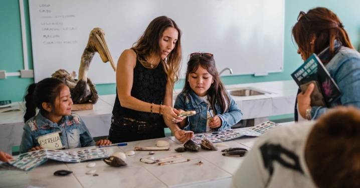 Profesora y bióloga: “La educación ambiental marina es una inversión a largo plazo para cuidar nuestro océano”