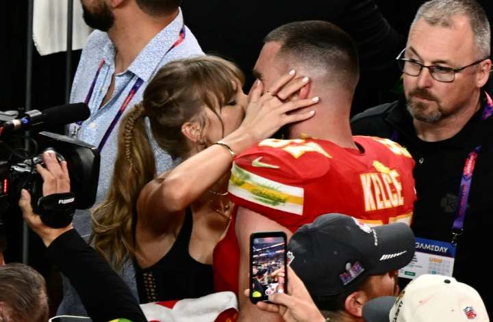 Taylor Swift anuncia que se casará con Travis Kelce