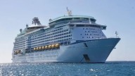 Un crucero con 8500 personas que iba rumbo a Italia se detuvo en plena ruta por una avería en los motores