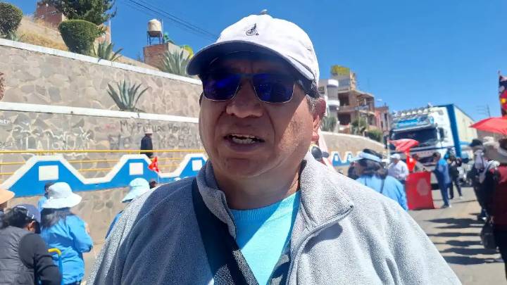 SUTEP acata paro preventivo de 24 horas y bloquea accesos a Puno