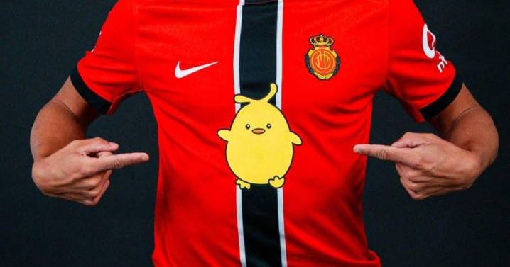 Una camiseta especial para recibir al Barça