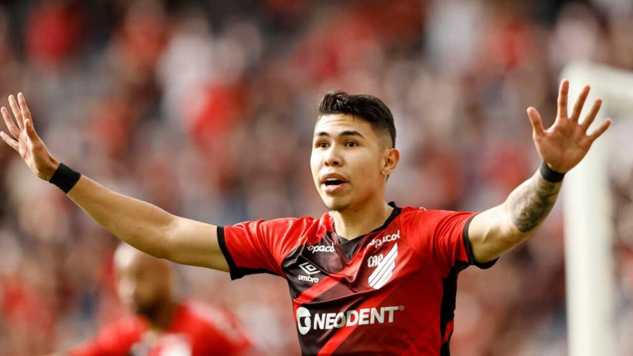 Agentes Libres: Nicolás Hernández presentará exámenes médicos en su nuevo equipo en Colombia