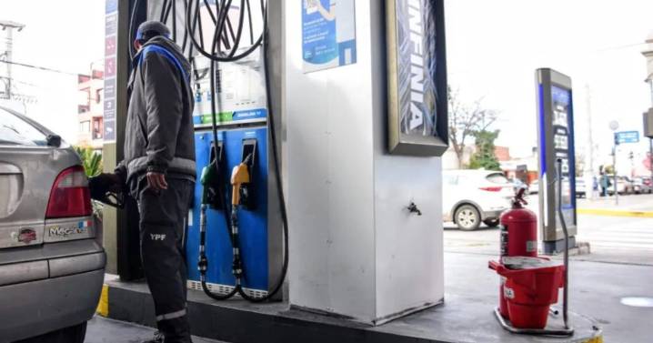 Combustibles: septiembre inicia con otro aumento en el impuesto a la nafta y gasoil, ¿de cuánto será la suba?