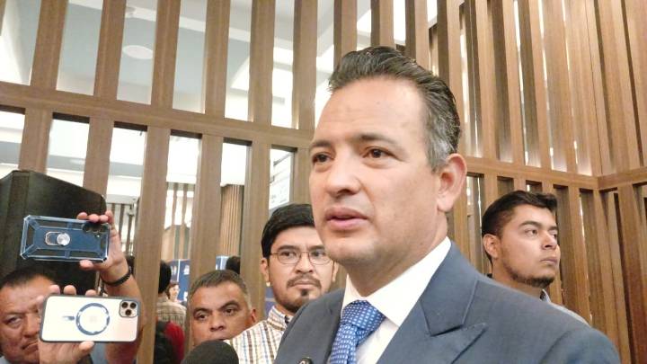 Dispuesto a llevar control de semáforos si funcionaran: Bonilla