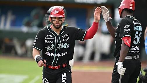 Diablos Rojos domina a Pericos y queda a un triunfo de la Final del Sur
