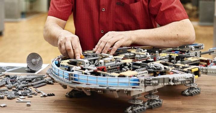 The LEGO Millennium Falcon is a rare £146 off for a limited time only