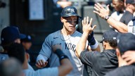 Aaron Judge ties Yogi Berra with 358th career home run for Yankees