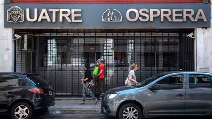 Investigan pagos por más de $7000 millones de una obra social intervenida por el Gobierno a la droguería Suizo Argentina
