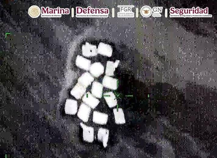 Asegura Marina cerca de una tonelada de cocaína en las costas de Guerrero