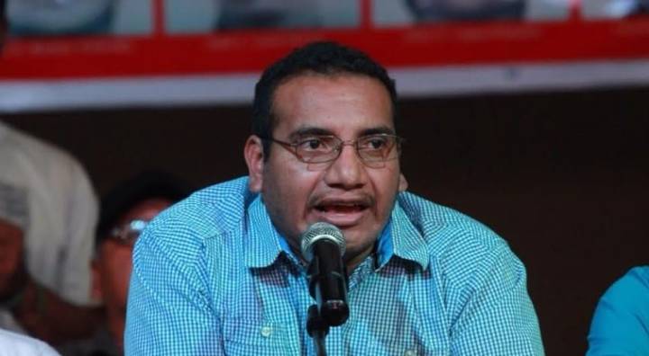 Vidulfo Rosales deja el caso Ayotzinapa; se sumará a la nueva Suprema Corte