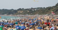 UK weather: Nation to be warmer than Tenerife today as Brits enjoy 28C bank holiday