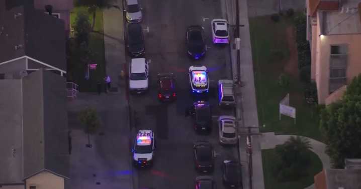 Homicide investigation underway in Hawthorne after man stabbed to death