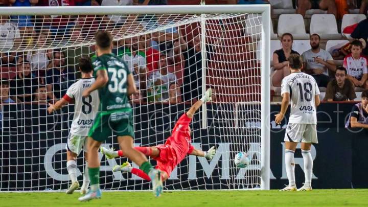 El Albacete es una verbena en defensa y lo ha vuelto a pagar caro
