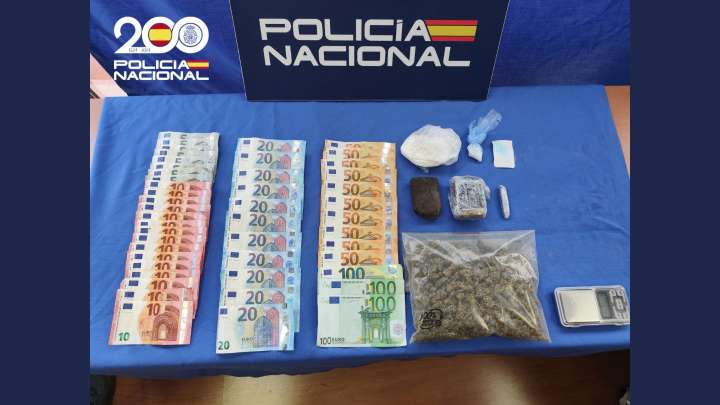 Golpe al narcotráfico con tres arrestos en El Rafal