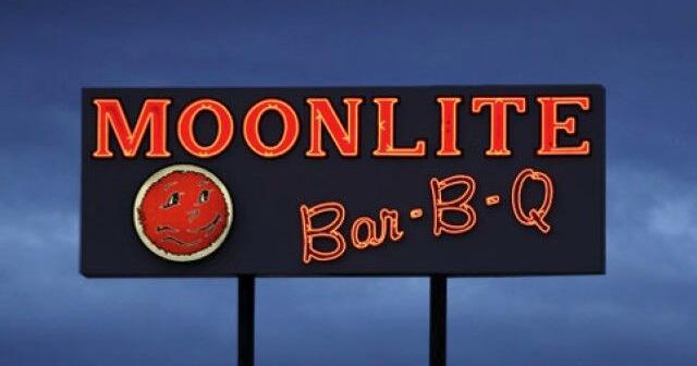 Owensboro barbecue restaurant wins Kentucky Living's "Best in Kentucky" award