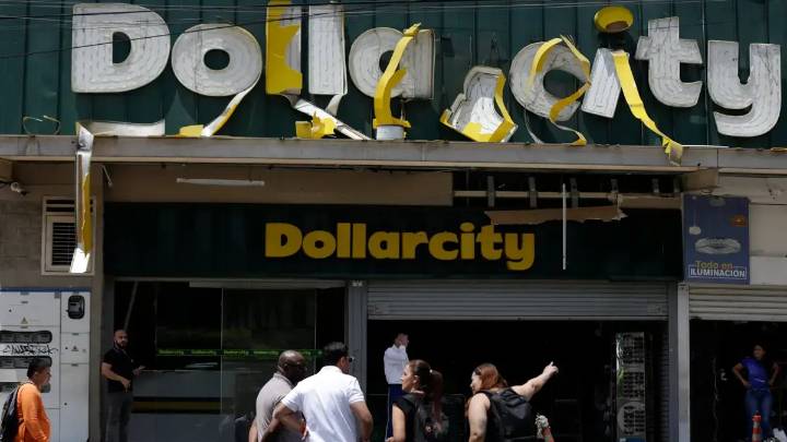 El costo en la economía colombiana de volver al pasado de los atentados terroristas / Análisis de Ricardo Ávila