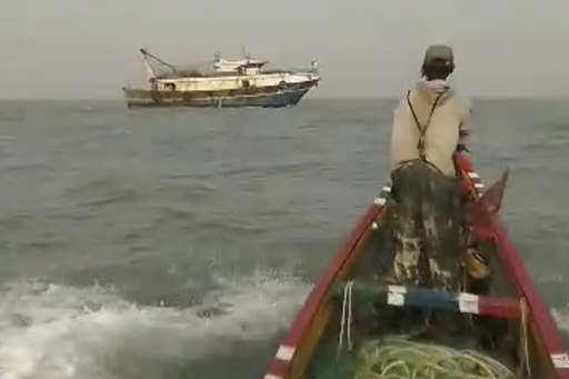 Ataques y rivalidades: el doloroso conflicto de los pescadores gambianos