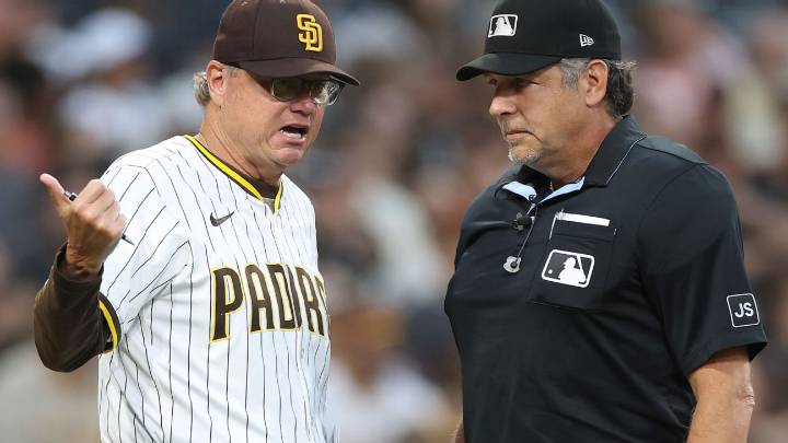 Padres' Xander Bogaerts loses homer on fan interference call