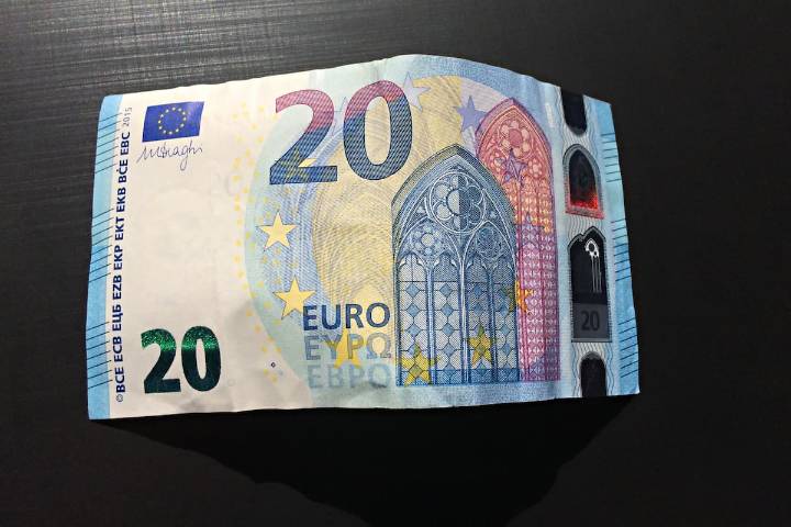 Euro hoy en Argentina: a cuánto cotiza la moneda hoy viernes 15 de agosto