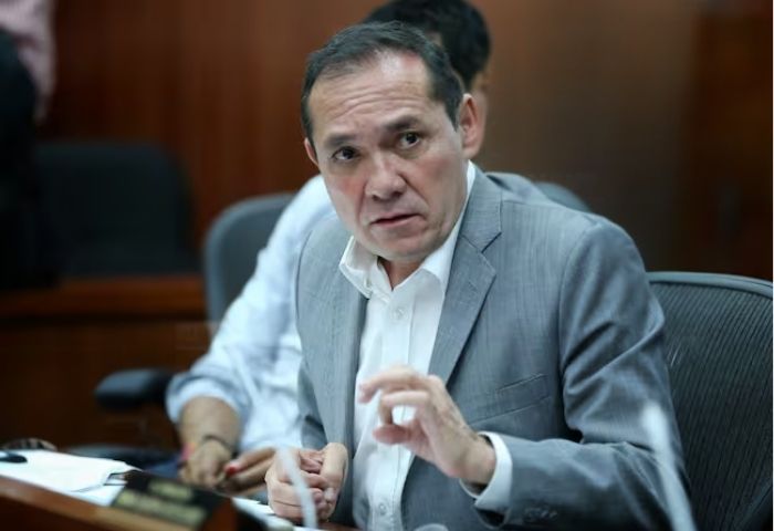 “Seguiré defendiendo mi inocencia”: Ministro Sanguino