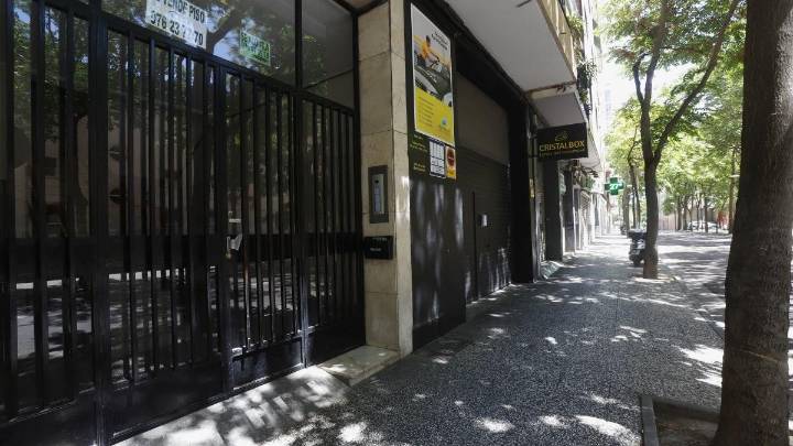 Un hombre resulta herido en su domicilio al detonar e incendiarse la batería de su patinete en Zaragoza