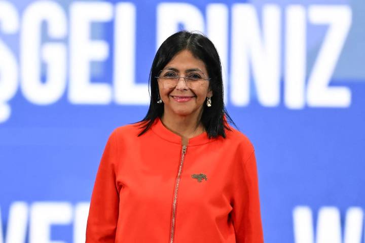 Venezuela exige a EE.UU. alejarse de sus costas cuando primeros buques se acercan