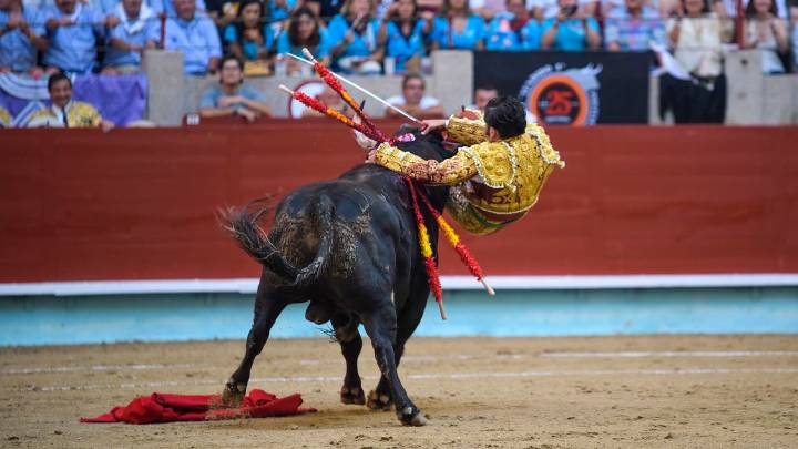 Morante de la Puebla, corneado en Pontevedra por su primer toro