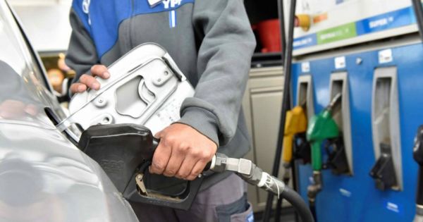 YPF duplicó el descuento nocturno: en qué horarios conviene cargar