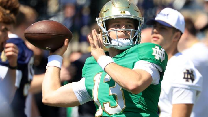 CJ Carr locks down Notre Dame starting quarterback job
