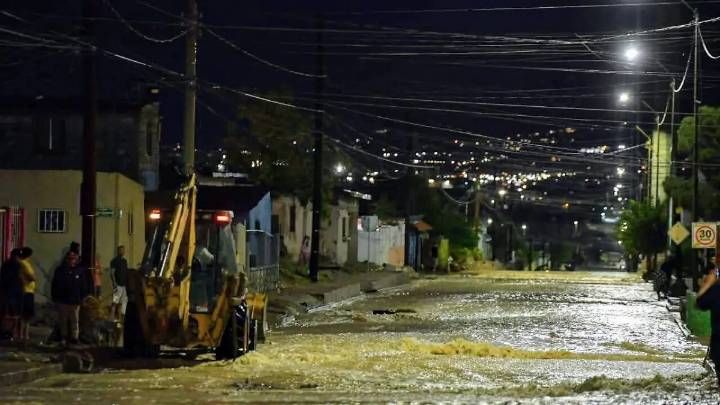 Emite Protección Civil aviso preventivo por lluvias y posible caída de granizo