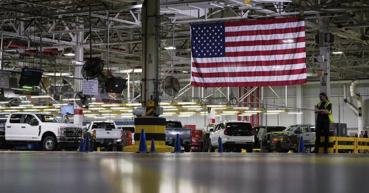 Whitmer told Trump in private that Michigan auto jobs depend on a tariff change of course