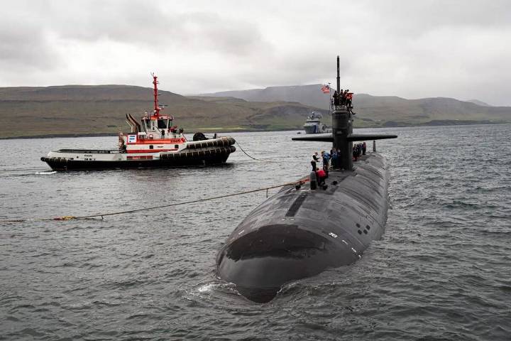 EU envía buque lanzamisiles y submarino nuclear al Caribe; los suma al combate al tráfico de drogas