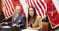 EU instala en Texas planta de moscas estériles