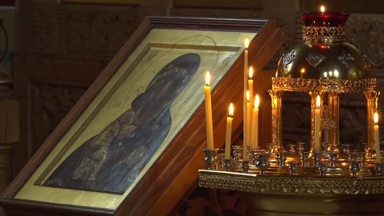 Russian Orthodox faithful in Alaska pray for peace ahead of Trump
