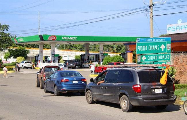 Sheinbaum niega desabasto de gasolina; ‘es un tema de transporte’, aclara