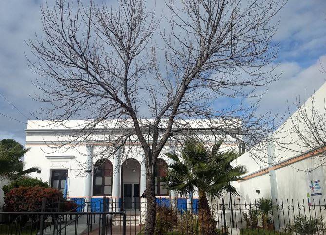 Docentes de la Escuela Einstein profundizan la medida de fuerza por desfasaje salarial e inestabilidad laboral