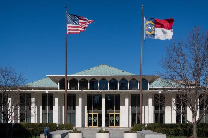 Bipartisan support moves NC mini