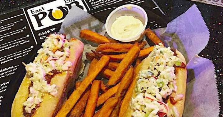 Food Guy: Despite fears to the contrary, Charleston's East End Pub is still open