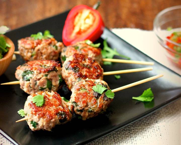 TasteFood: Everything tastes better on a stick